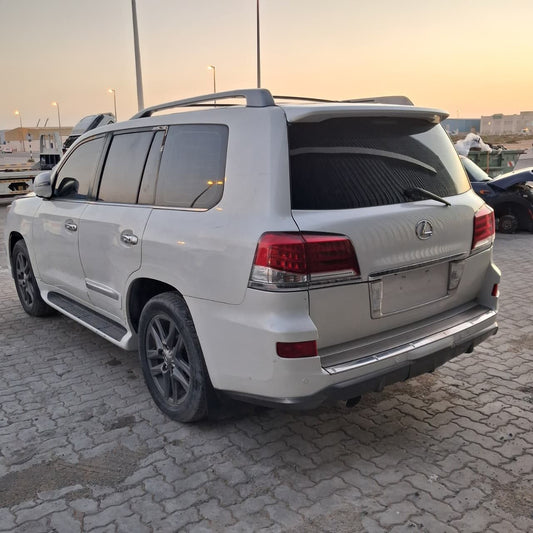 2014 Lexus LX570 Garnish Quarter Pillar 6263960131A3