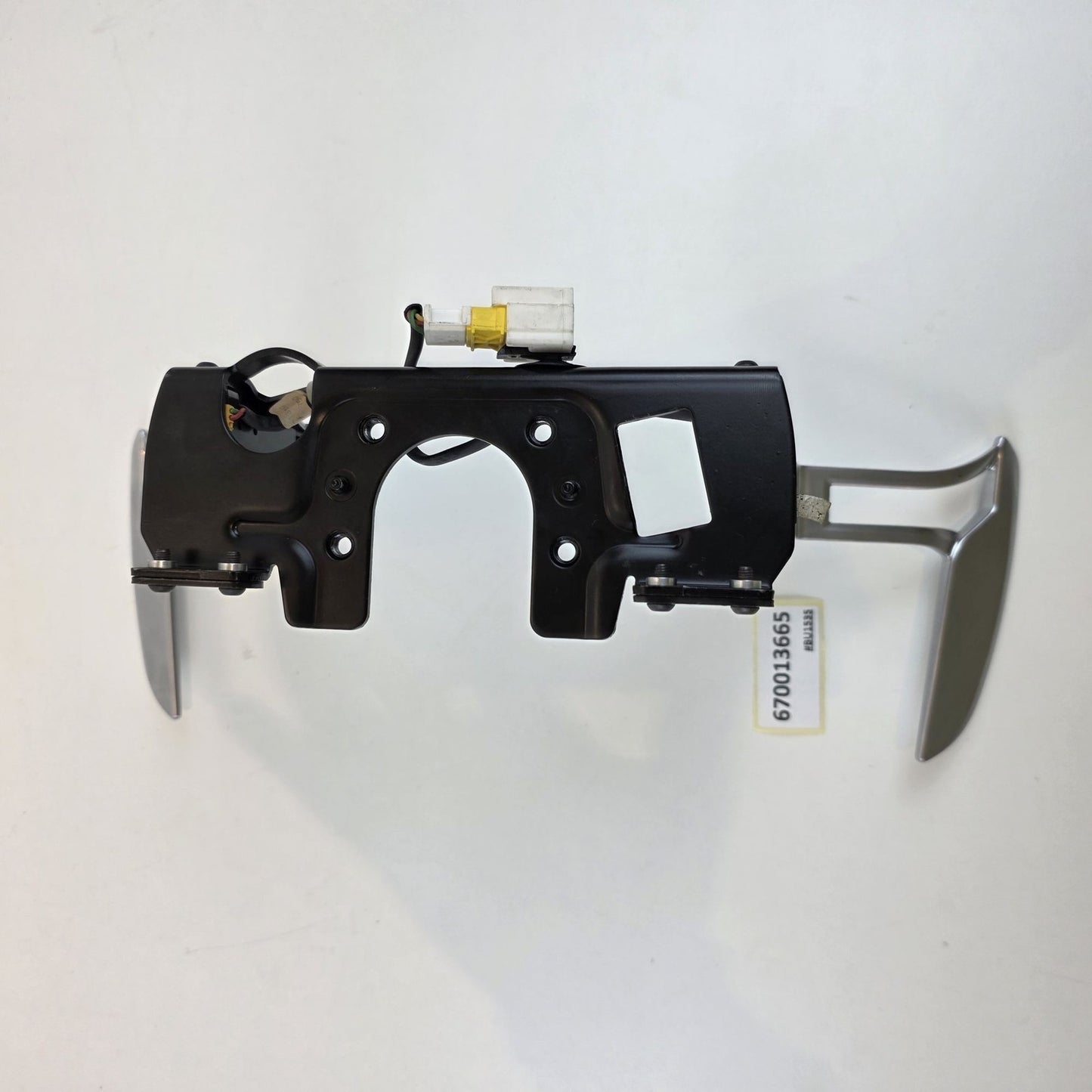 2014-2020 Maserati Ghibli STEERING WHEEL PADDLE SHIFTERS 670013665
