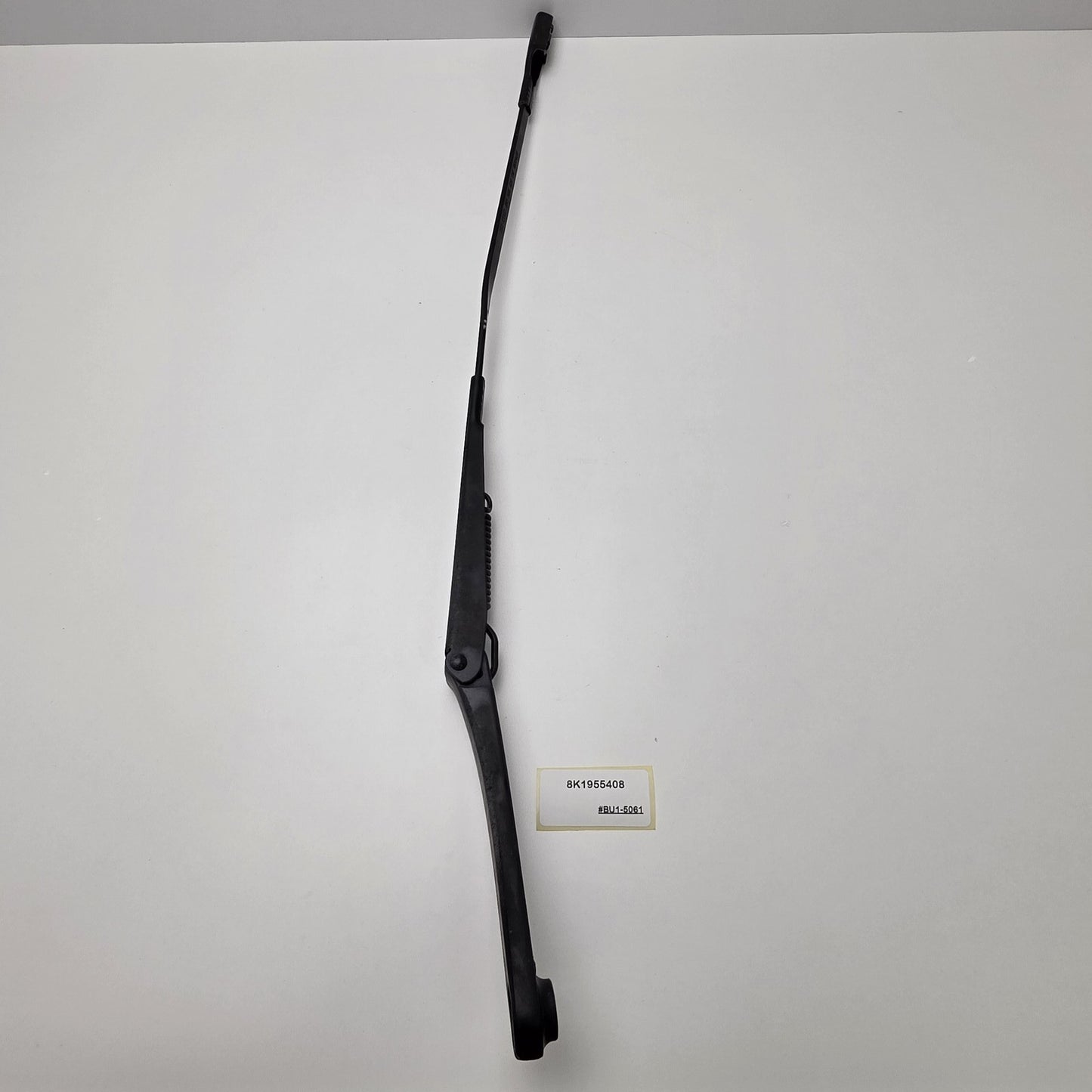 2009-2016 Audi RS5 RIGHT WINDSHIELD WIPER ARM 8K1955408