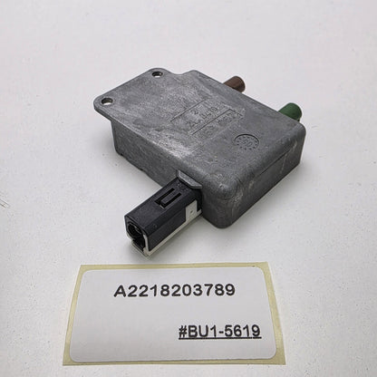2007-2014 Mercedes-Benz CL550 Antenna Amplifier Splitter Module A2218203789