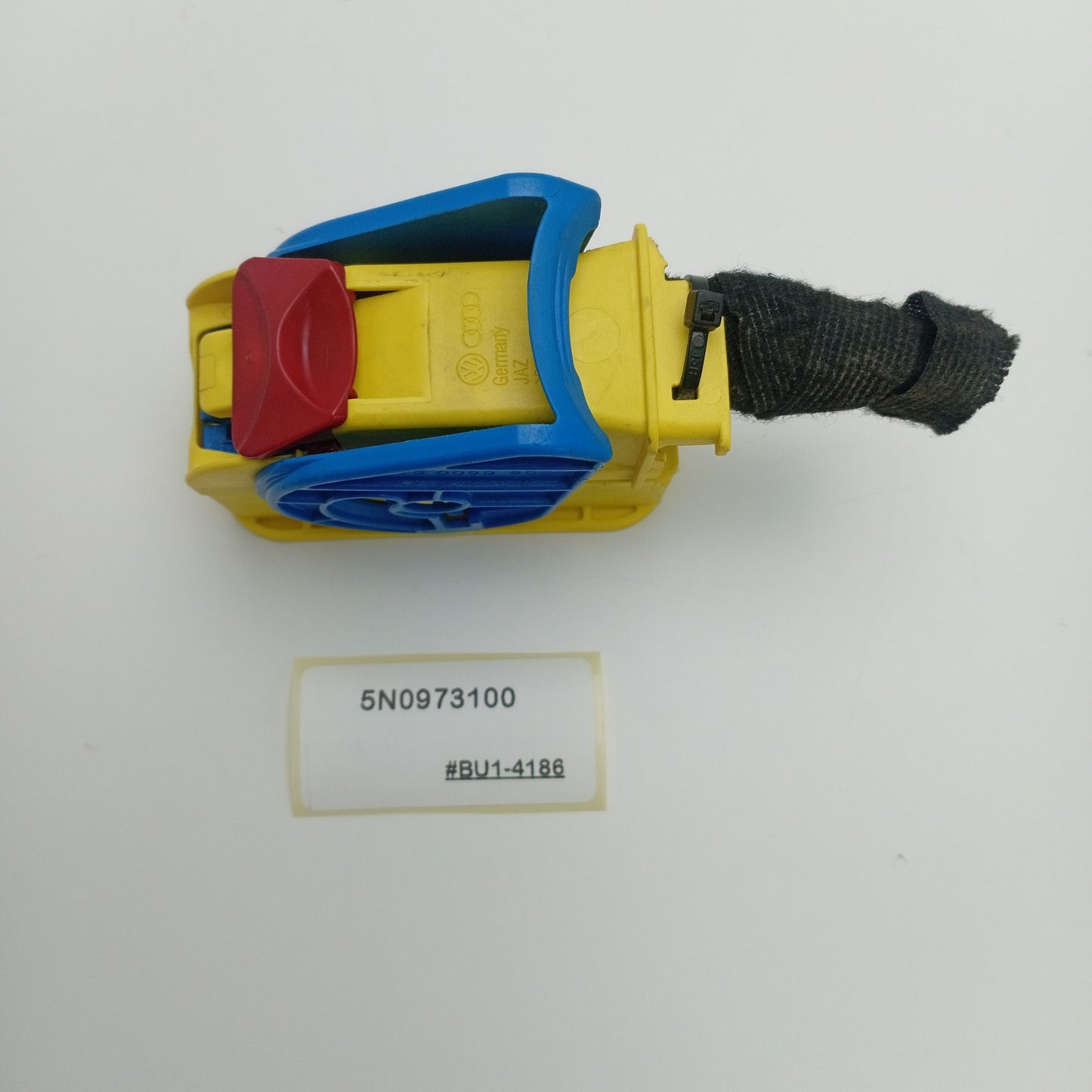 2008-2017 Volkswagen CC Connector Plug Unit Computer Wire Socket 5N0973100