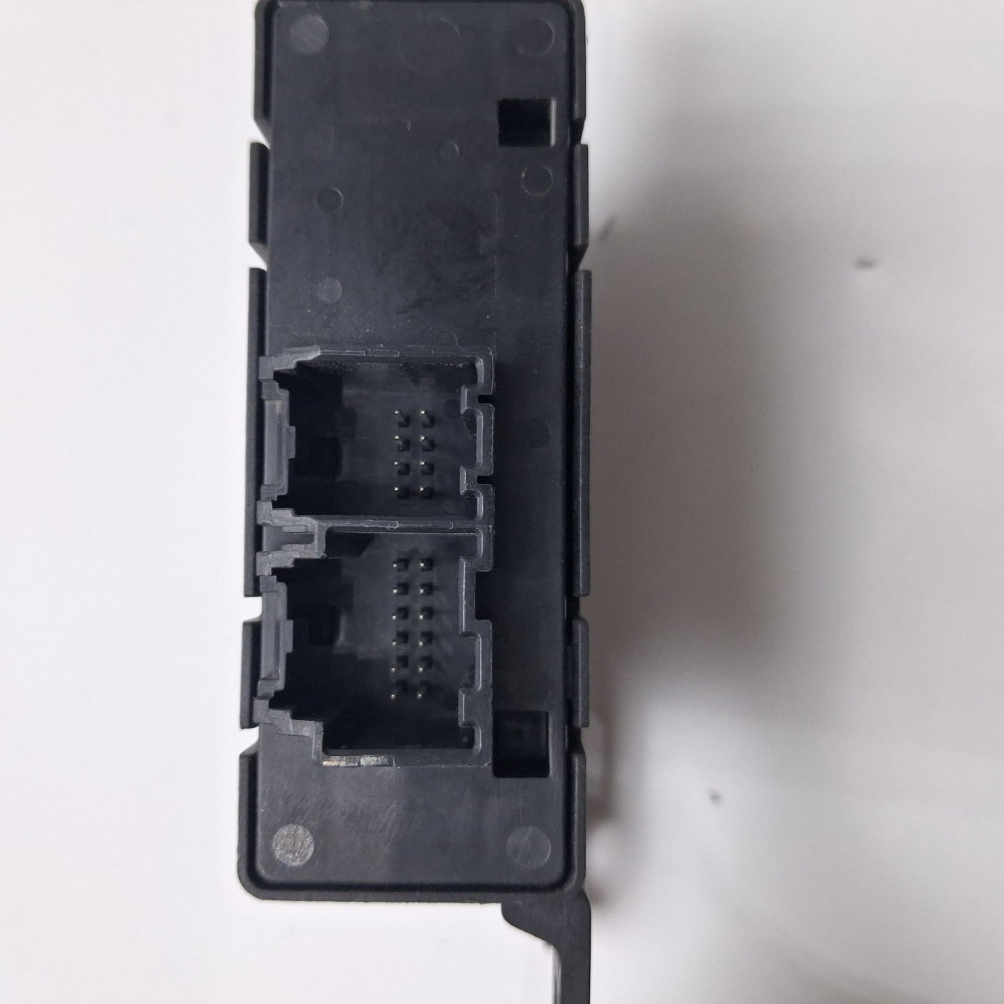 2005-2009 Volkswagen Golf Foot Rest Bracket 1k2864767
