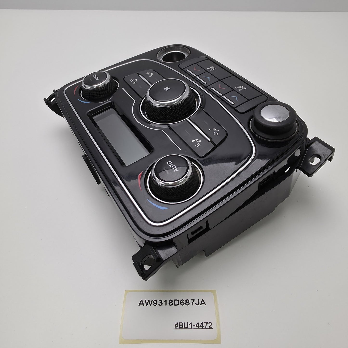 2015 Jaguar XJL Rear Temperature Control AW9318D687JA