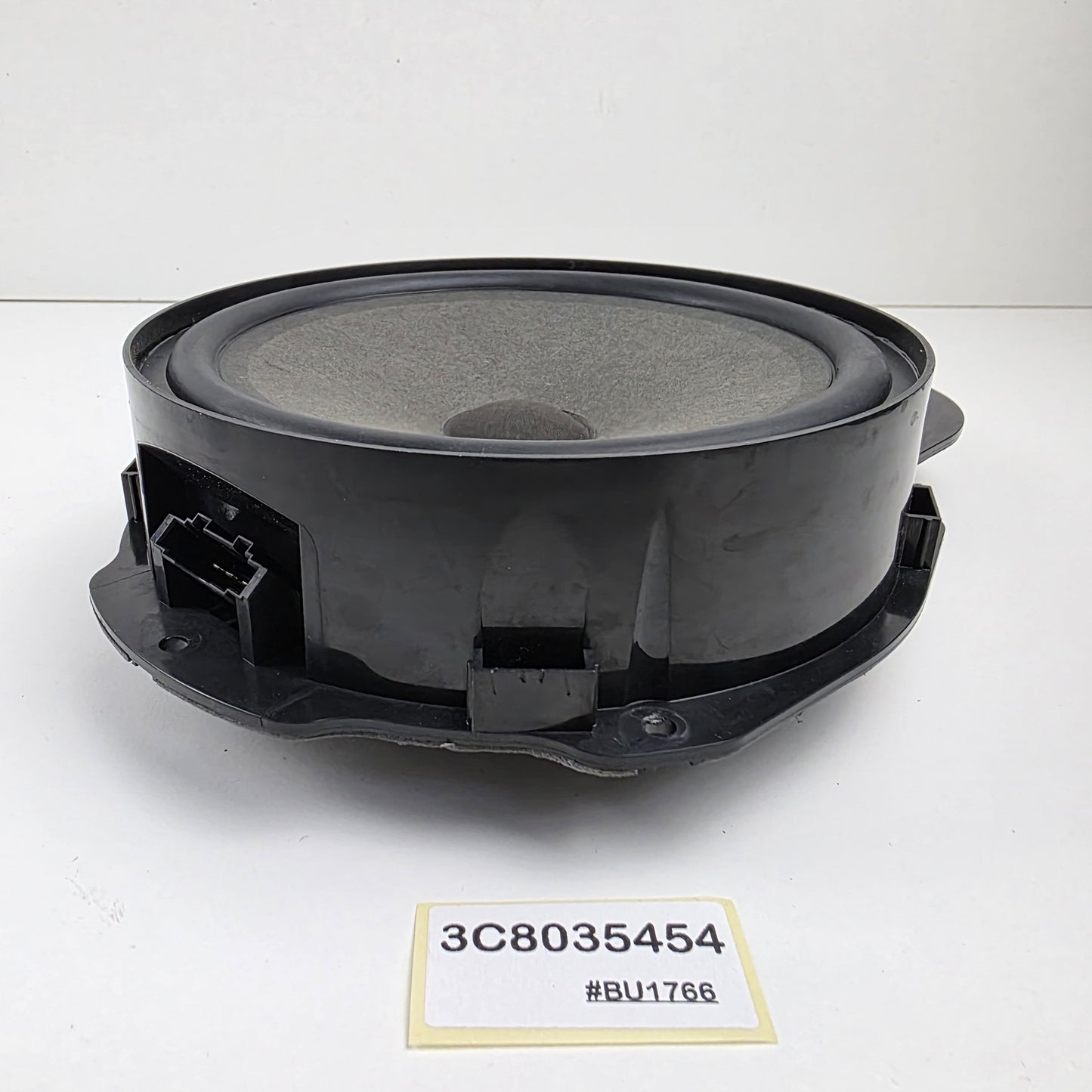 2006-2017 Volkswagen Passat Wagon Speaker Front Rear 3C8035454