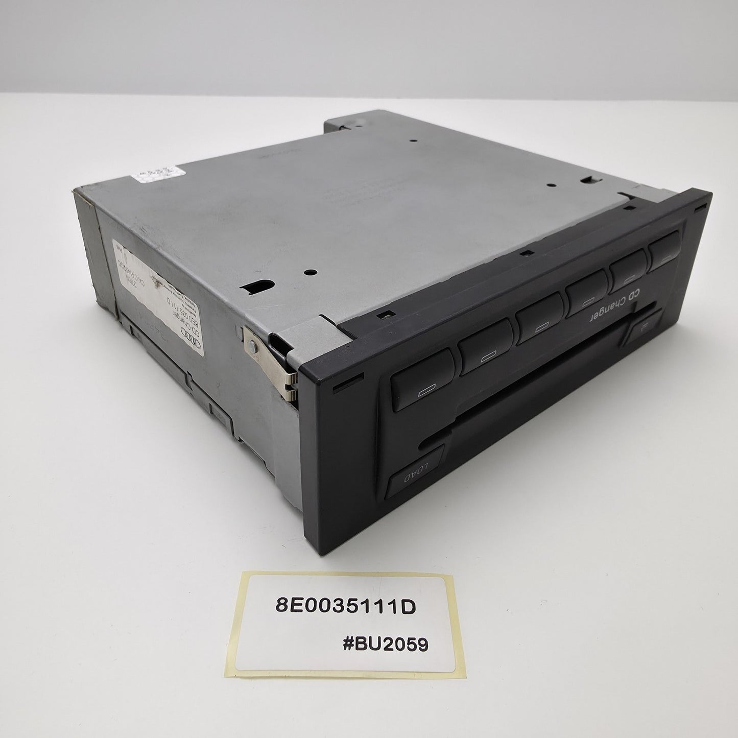 2002-2012 Audi A4 6 Disc CD Changer 8E0035111D