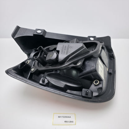 2012-2017 Fiat 500 Tail Light Assembly Right 68172250AA