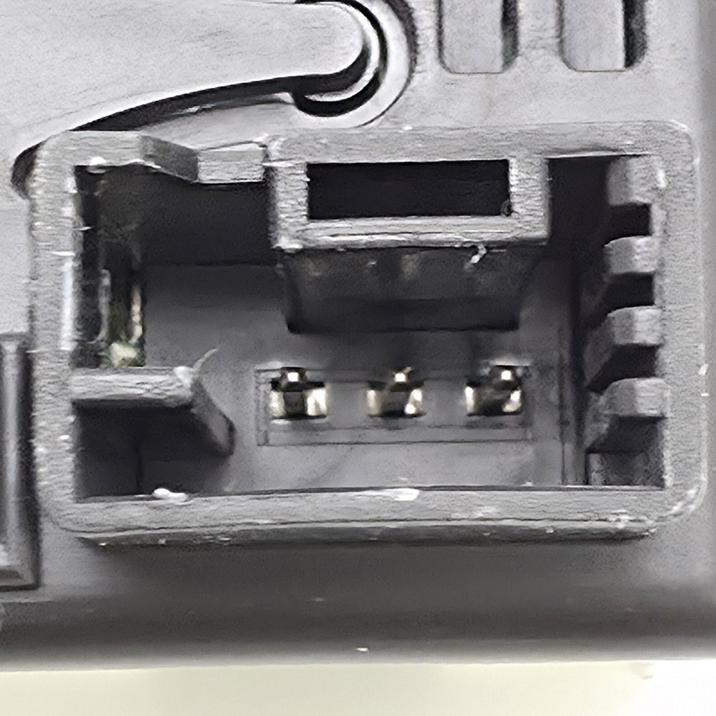 2015 Peugeot 308 Interior lighting front 9807496180