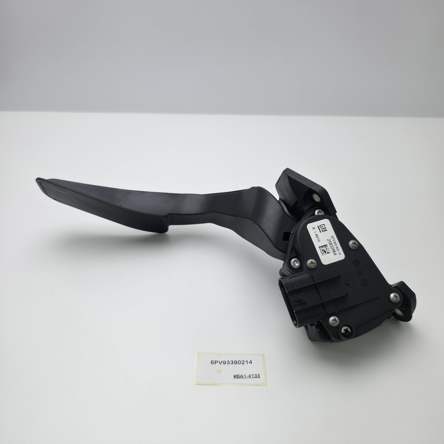 2007-2008 Chevrolet Suburban Throttle Pedal 6PV93390214