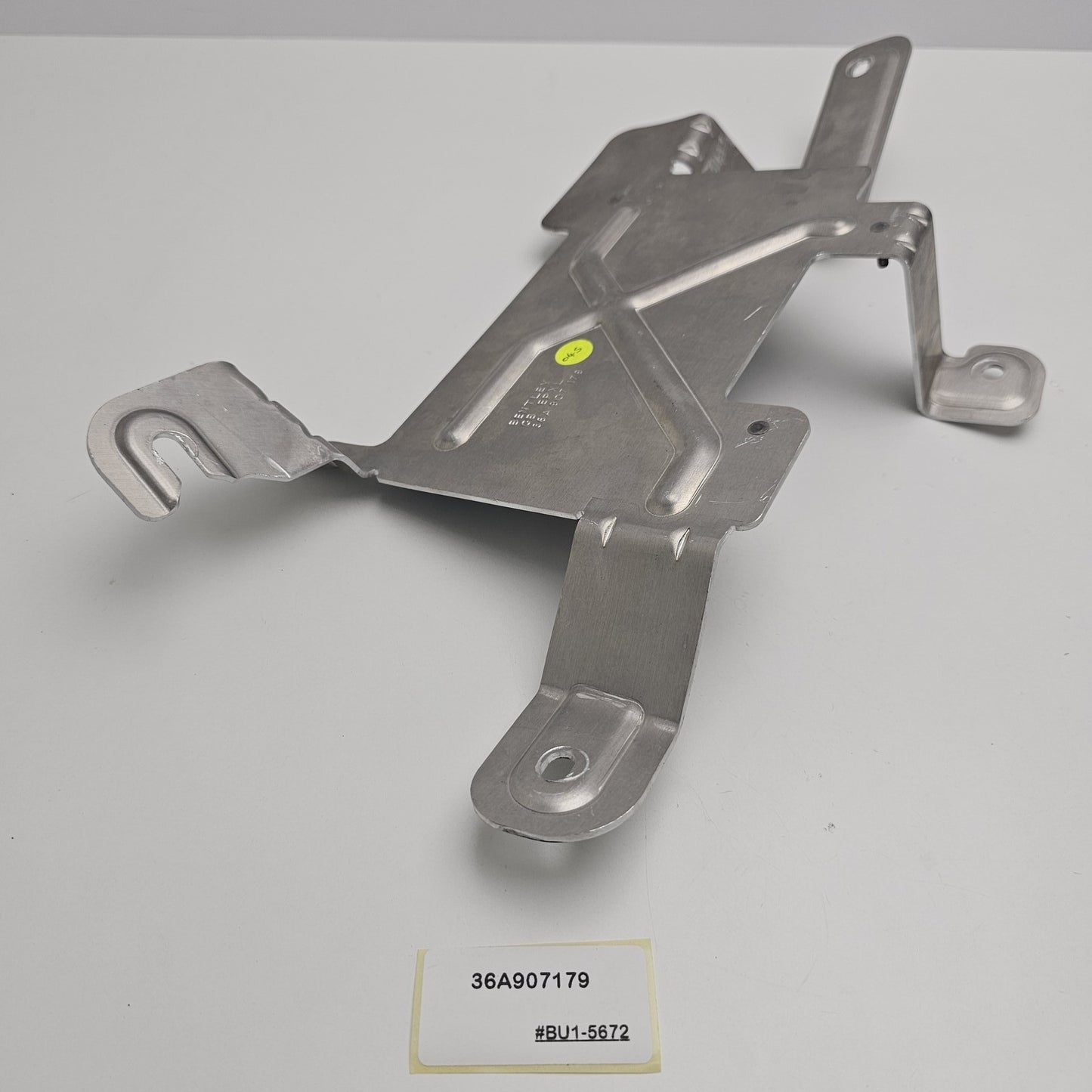 2015-2020 Bentley Bentayga Bracket 36A907179