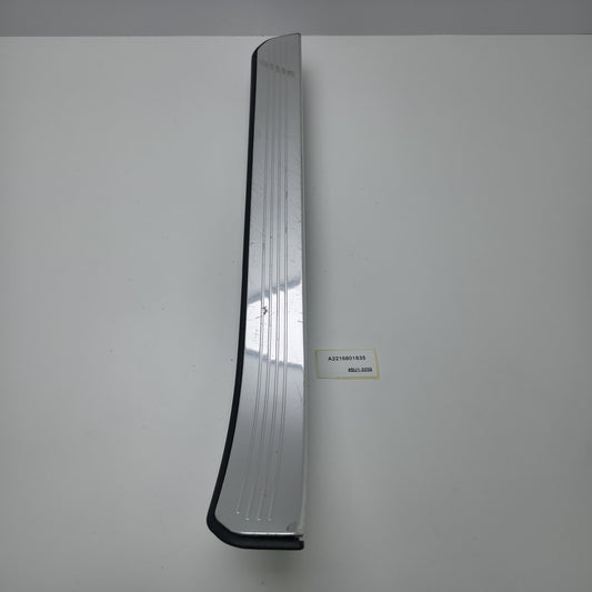 2007-2013 Mercedes-Benz S-Class Rear Right Door Entrance Cover Rail A2216801835