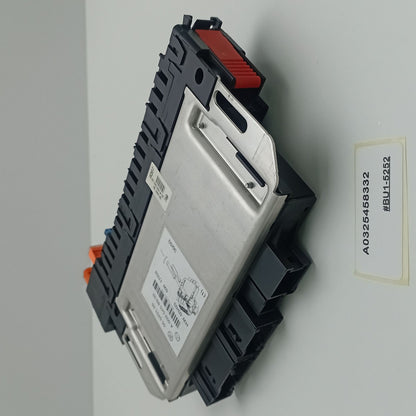 2002-2005 Mercedes-Benz W220 Right Front Fuse Relay Box SAM Module A0325458332