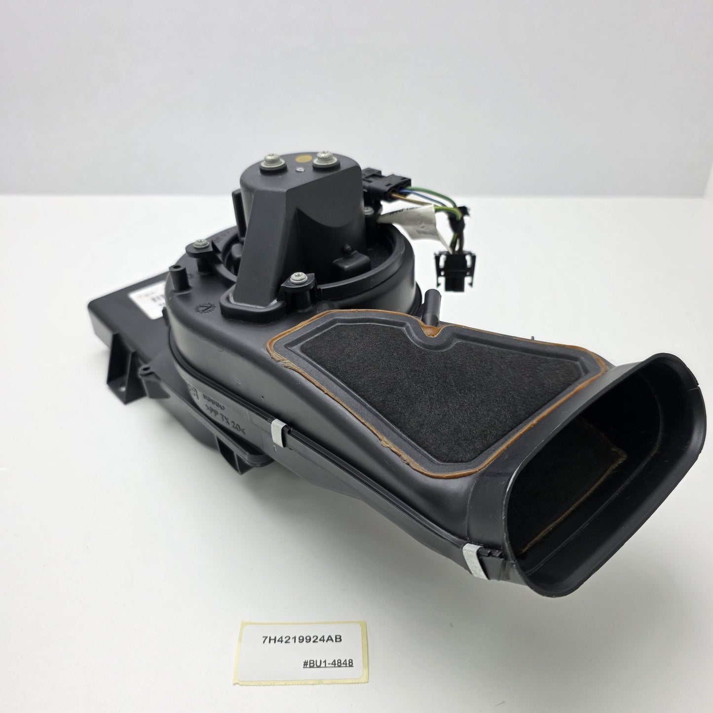 2006-2012 Land Rover Range Rover L322 REAR HVAC BLOWER MOTOR 7H4219924AB