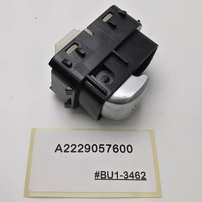 2015-2021 Mercedes-Benz C350 TAILGATE OPEN SWITCH BUTTON A2229057600