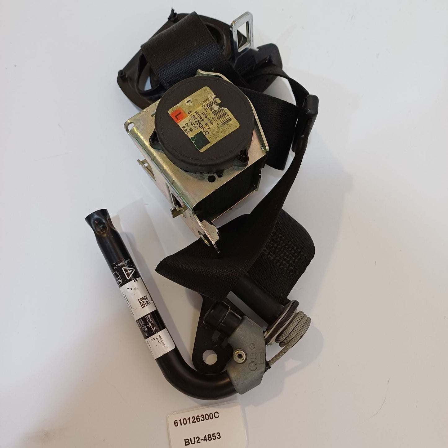 2009-2016 BMW 5 F11 Front Left Seat Belt 610126300C