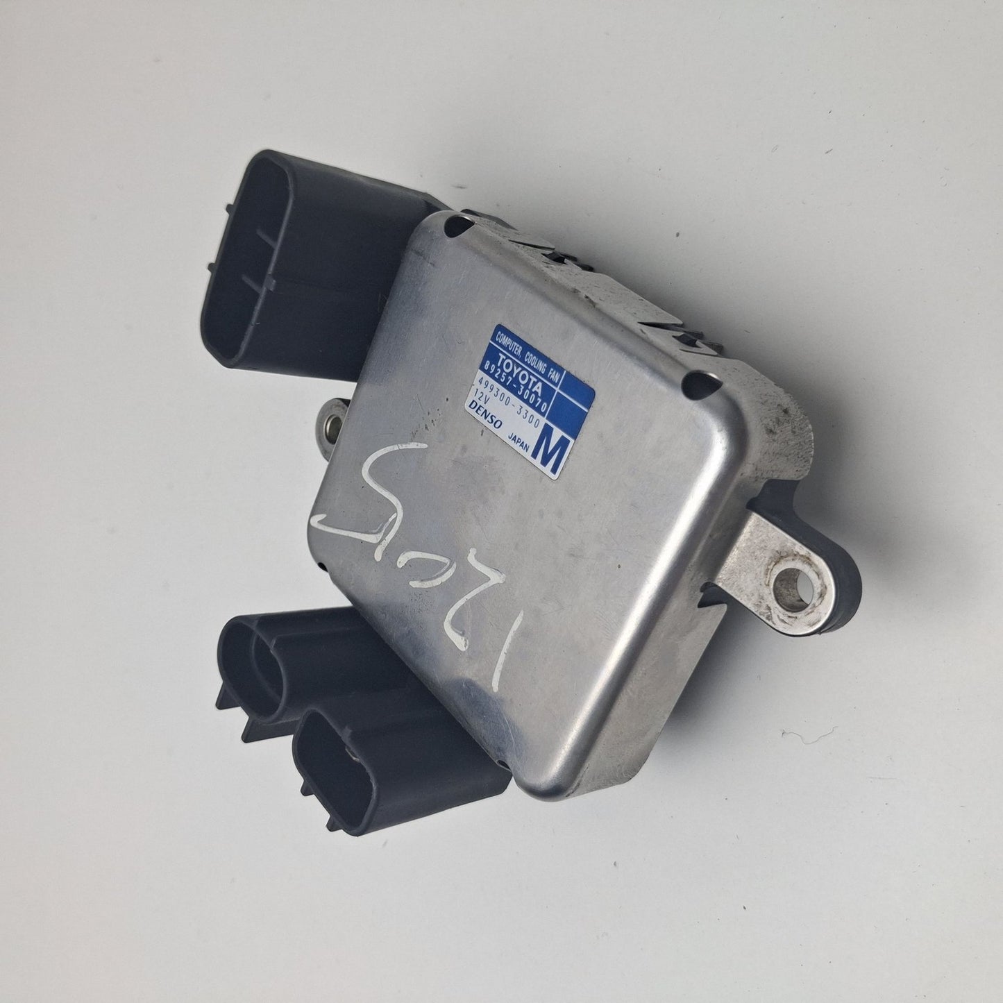 2009-2016 Toyota Avalon Engine Cooling Fan Controller 8925730070