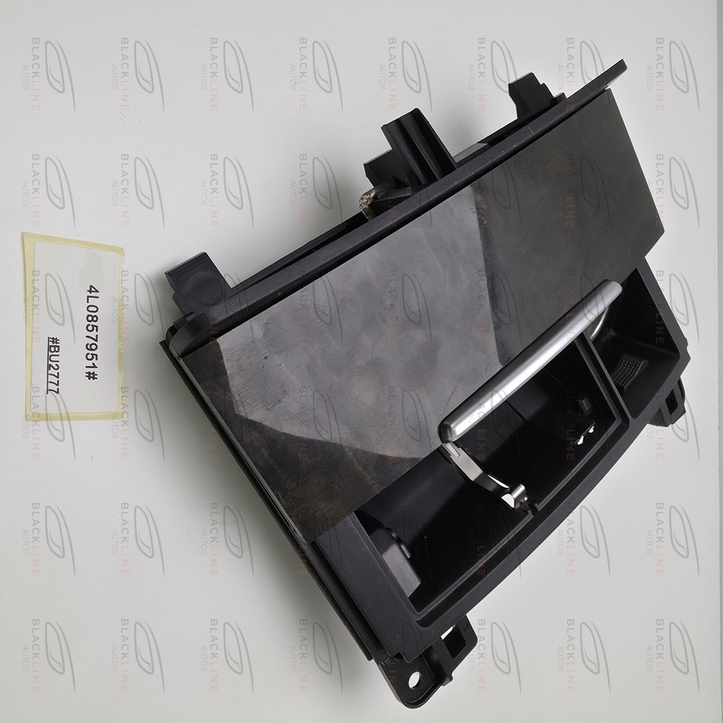 2006-2015 Audi Q7 Front Ashtray Assembly 4L0857951