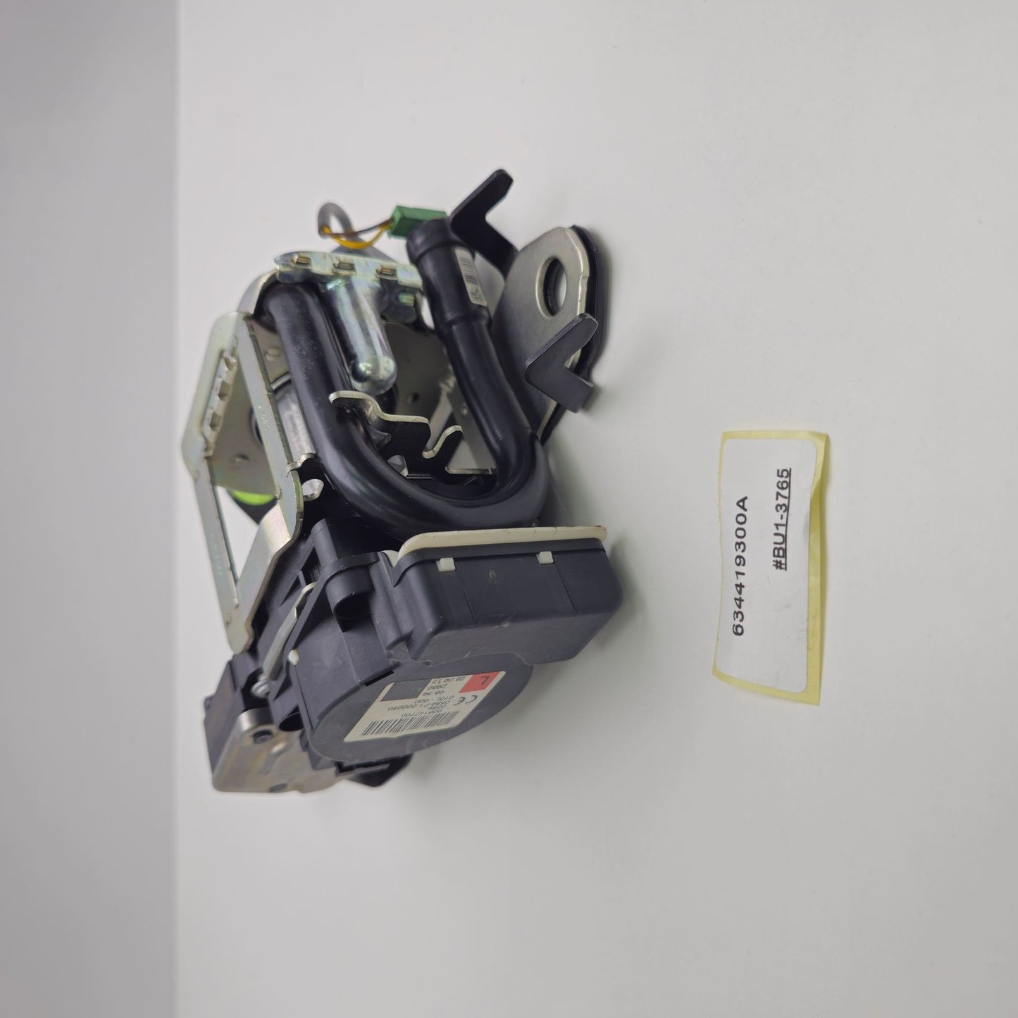 2019 Mercedes-Benz C FRONT SEATBELT 634419300A