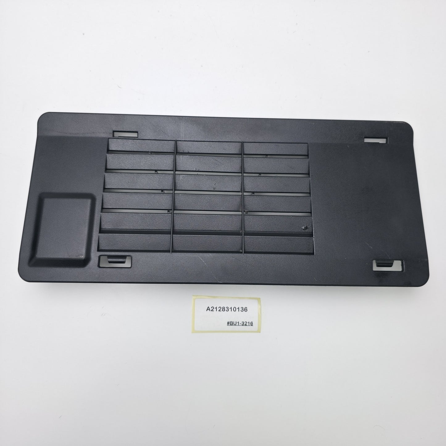 2009-2016 Mercedes-Benz E Air Deflection Slat A2128310136