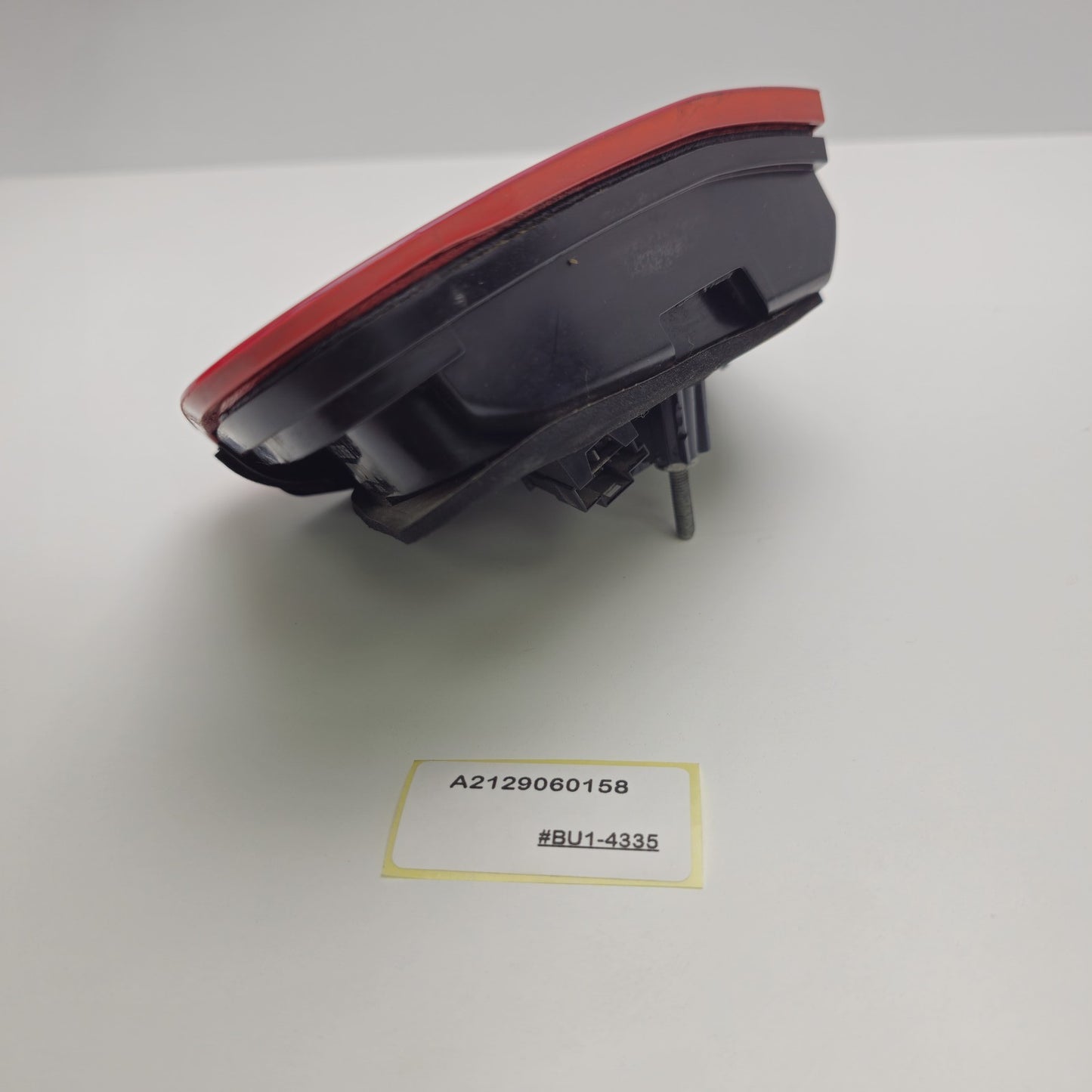 2010-2013 Mercedes-Benz E-Class Inner tail light A2129060158
