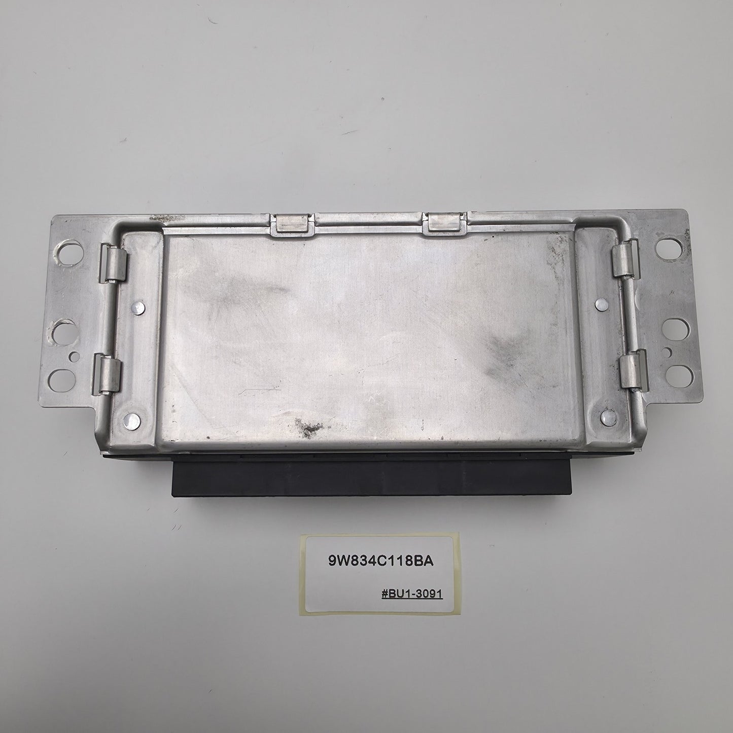2010-2016 Land Rover Discovery 4 DIFFERENTIAL LOCK CONTROL MODULE 9W834C118BA