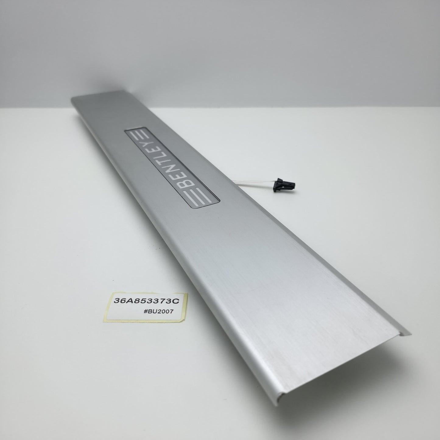 2015-2020 Bentley Bentayga SILL TRIM STRIP 36A853373C