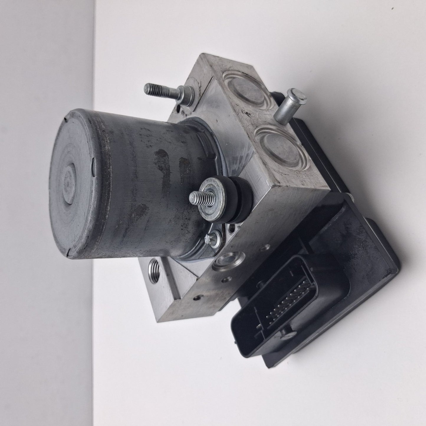 2011-2012 Land Rover Range Rover Anti-Lock Brake Pump Module BH422C405AE