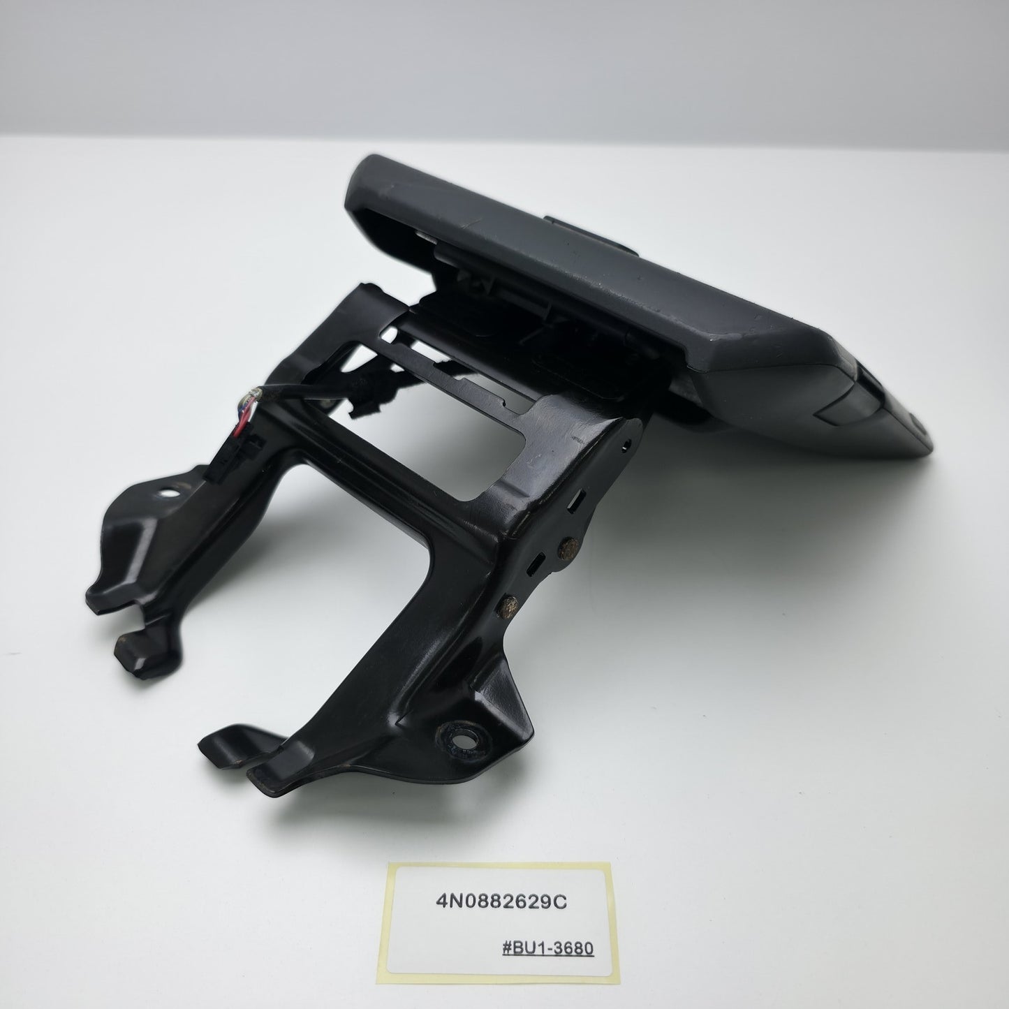 2019-2021 Audi A8 Video Monitor Bracket 4N0882629C