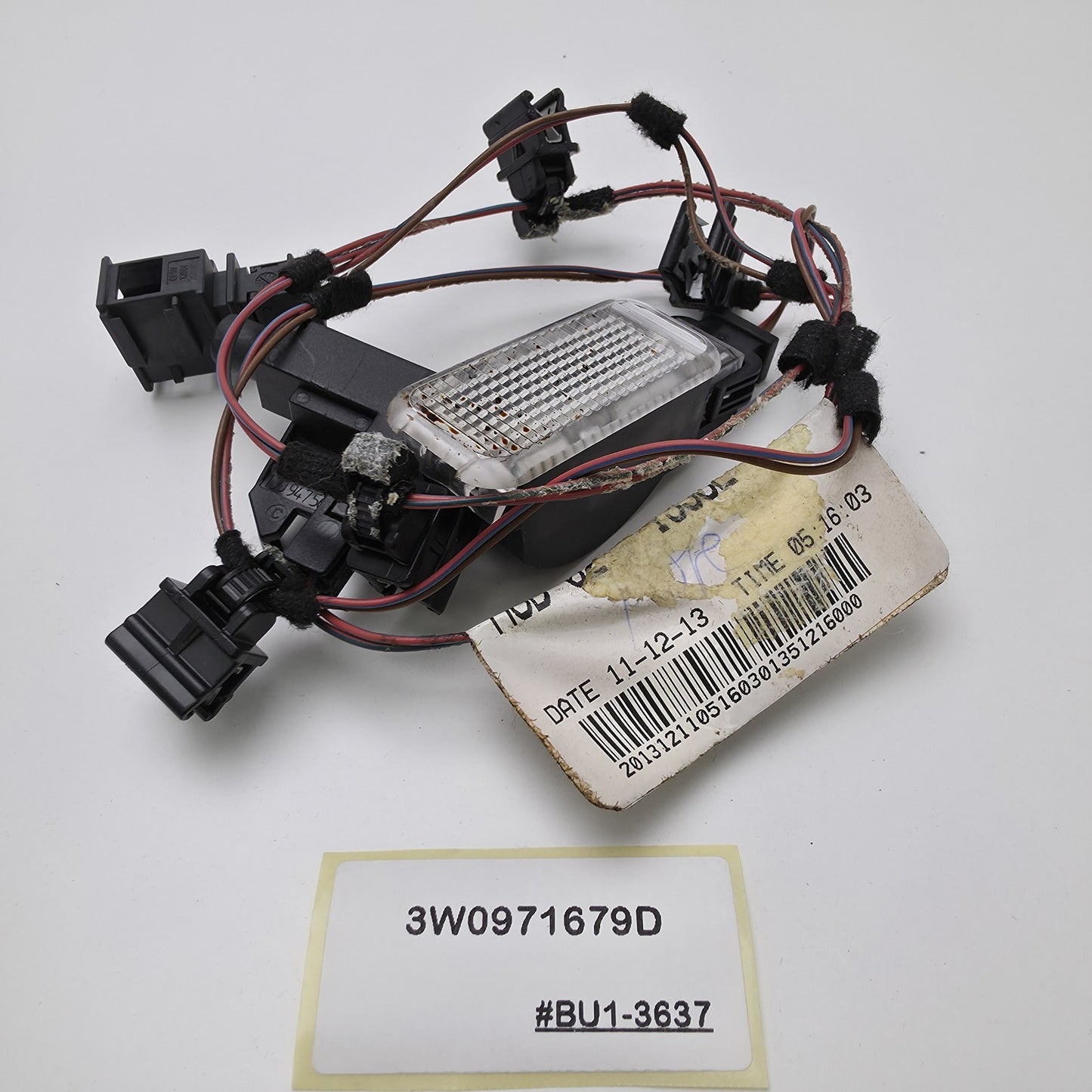 2004-2018 Bentley Continental Interior Light Glove Box Harness 3W0971679D