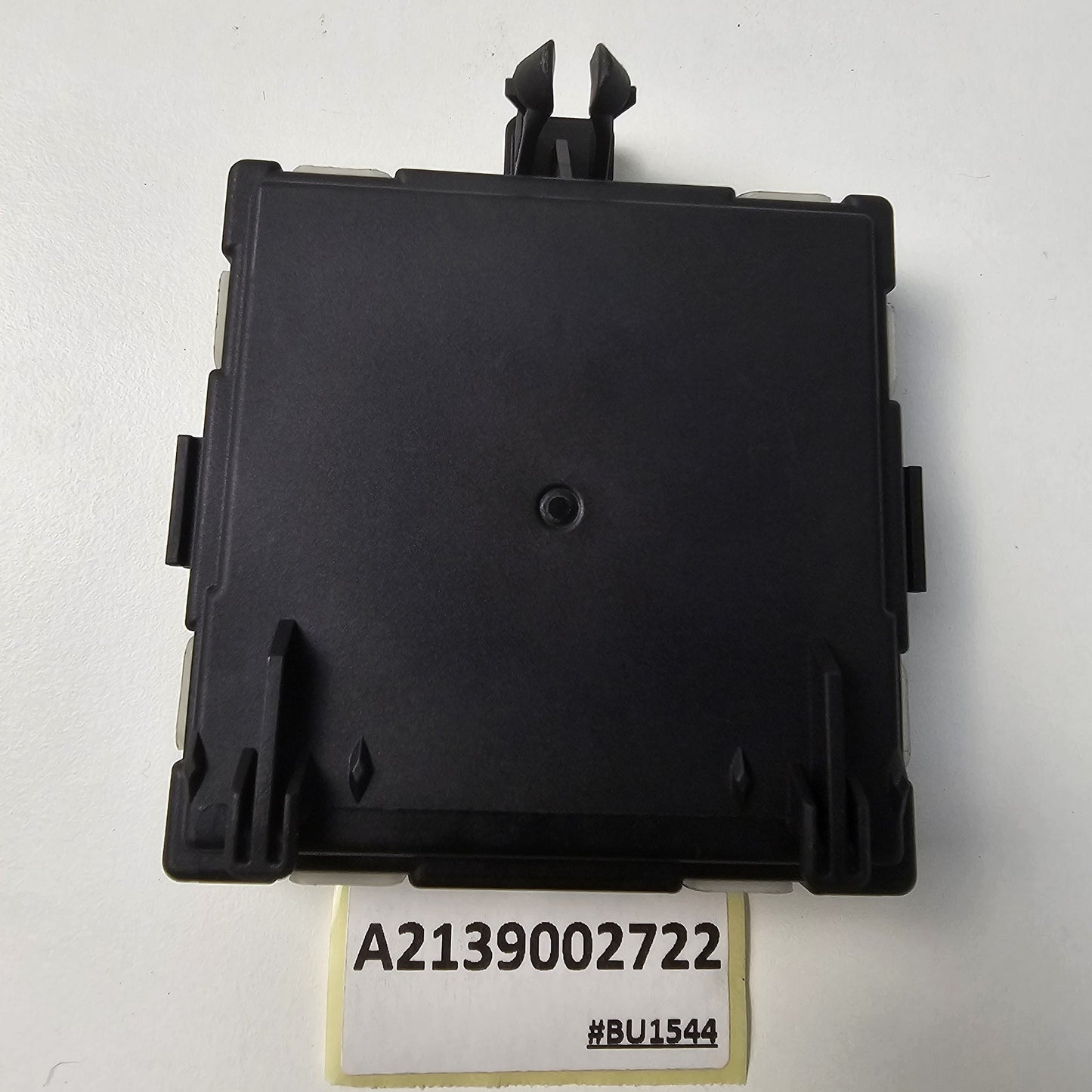 2015-2021 Mercedes E-Class T-Model (S213) Rear Door Control Module A2139002722
