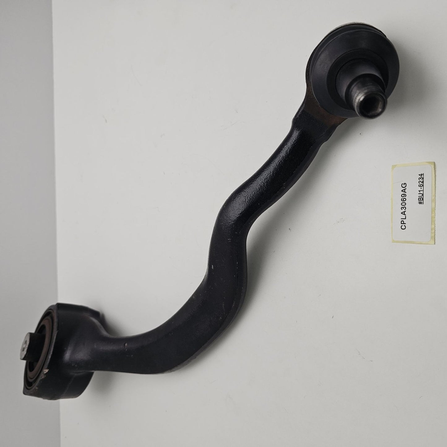 2012-2023 Land Rover Defender Hydraulic Bush CPLA3069AG