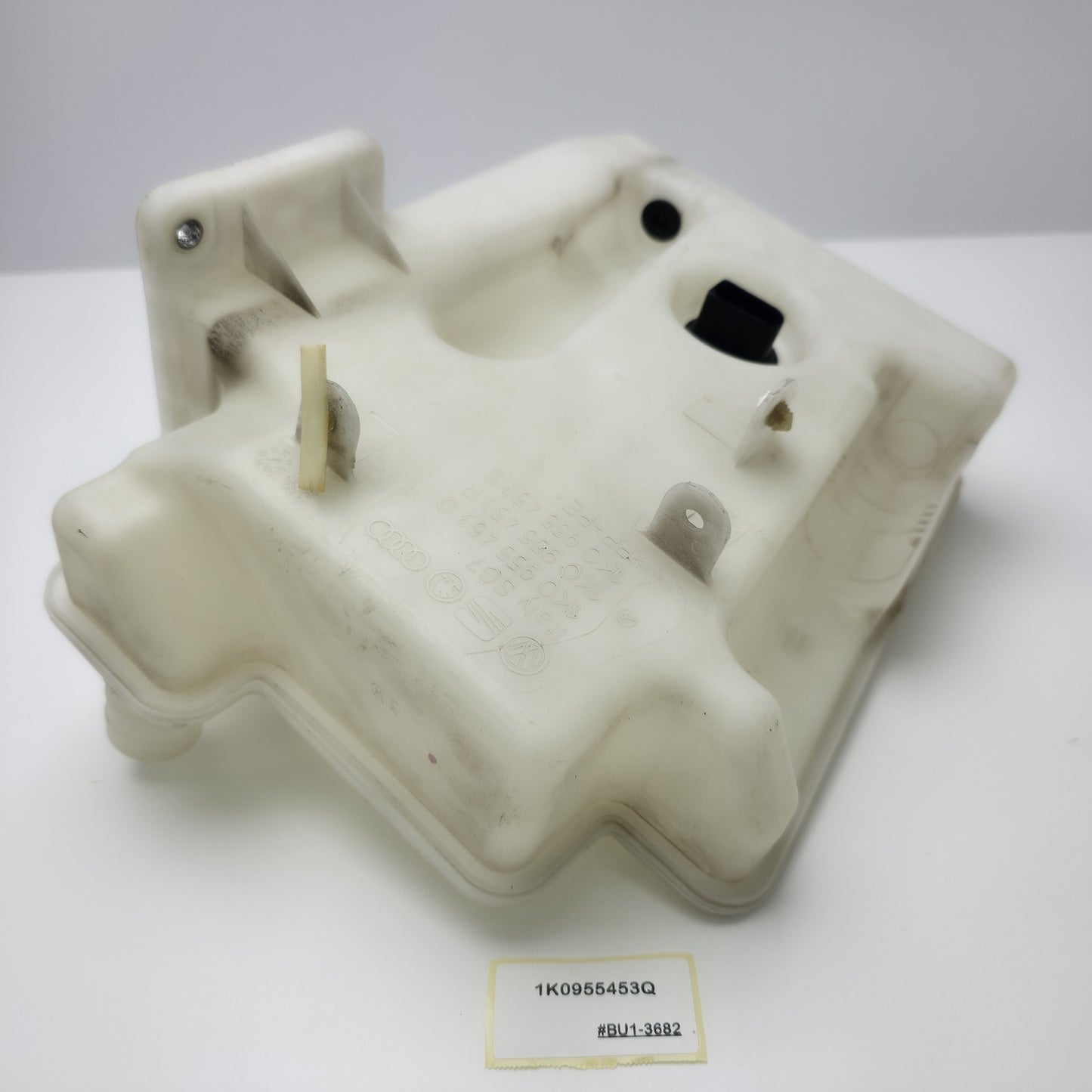 2007-2016 Volkswagen EOS Windshield Washer Reservoir 1K0955453Q