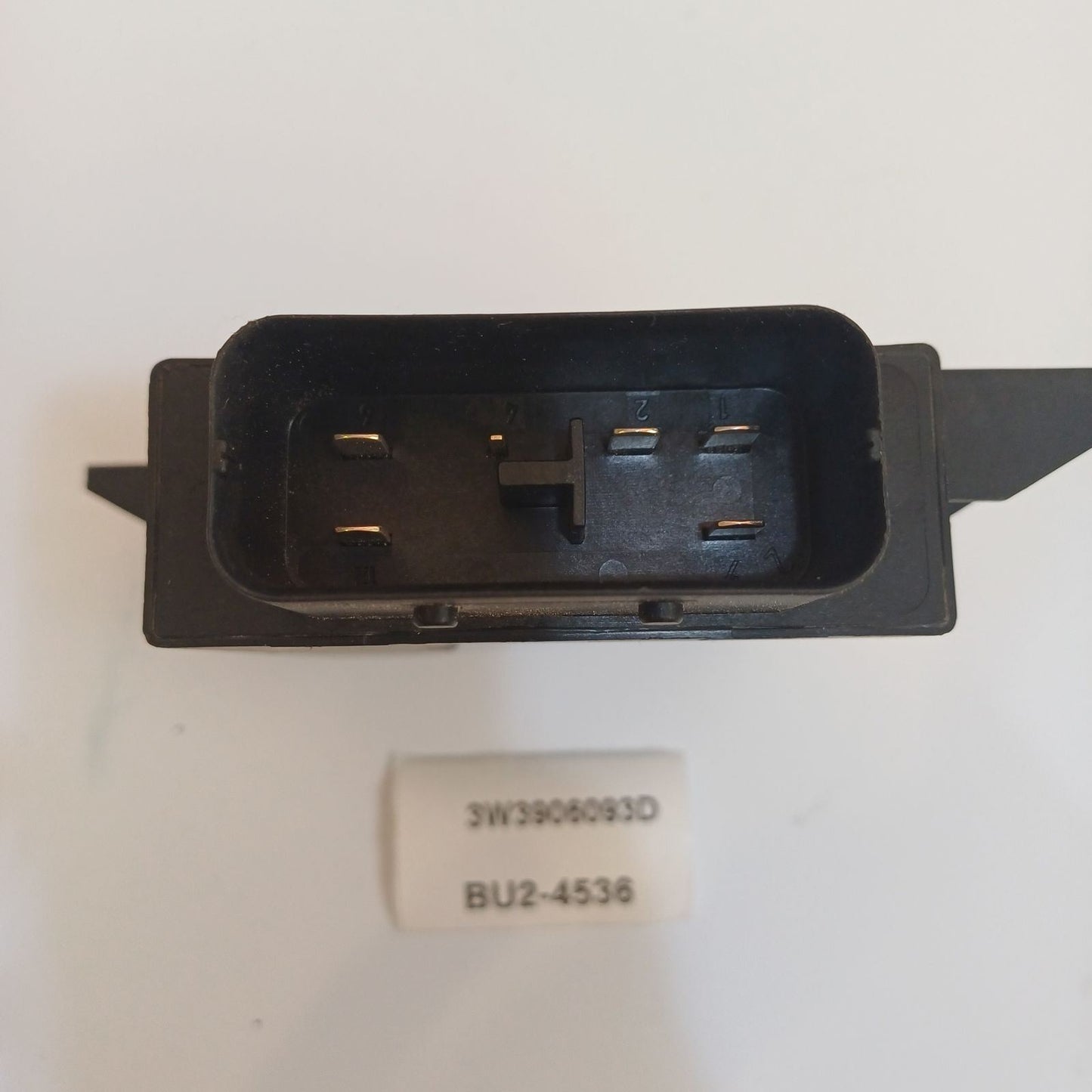2011-2019 Bentley Continental GT Fuel Pump Control Unit 3W3906093D