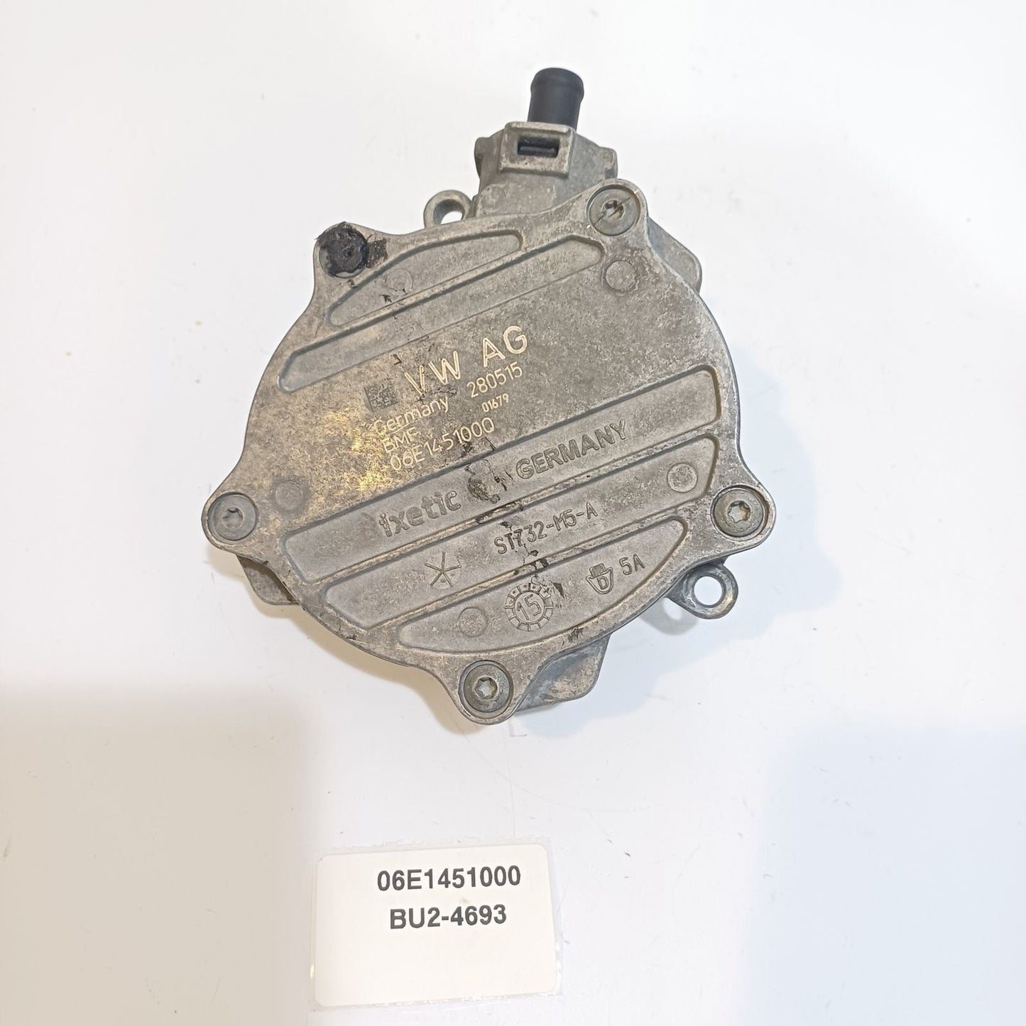 2005-2011 Audi A6 Vacuum Pump 06E1451000