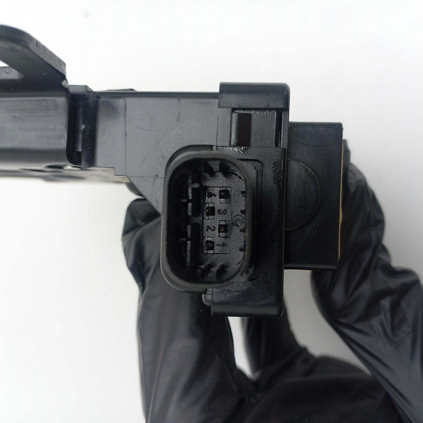 2005-2013 Land Rover Range Rover Sport Tailgate Lock Latch Actuator 5H32431B60AC