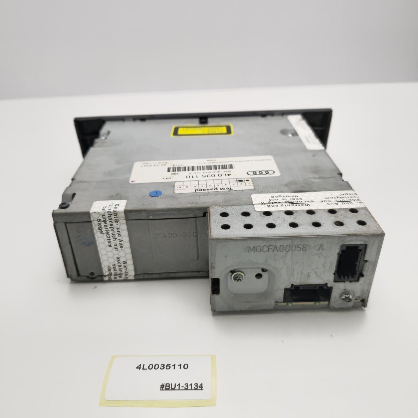 2007-2009 Audi A6 CD Disc Changer Receiver Unit 4L0035110