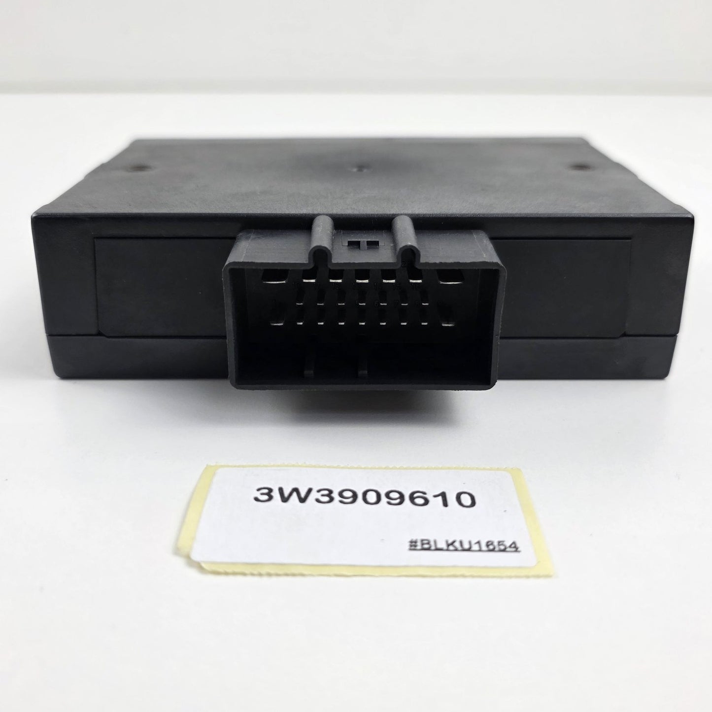 2011-2018 Bentley Continental GT Control Unit For Opening Boot Lid 3W3909610