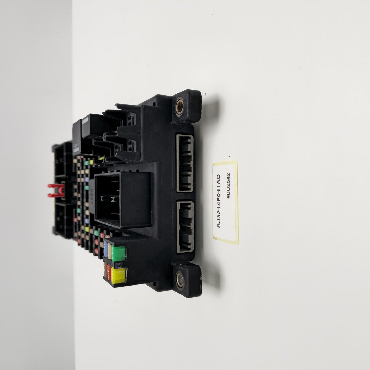 2012-2015 Land Rover Range Rover Evoque L538 Fuse Box BJ3214F041AD
