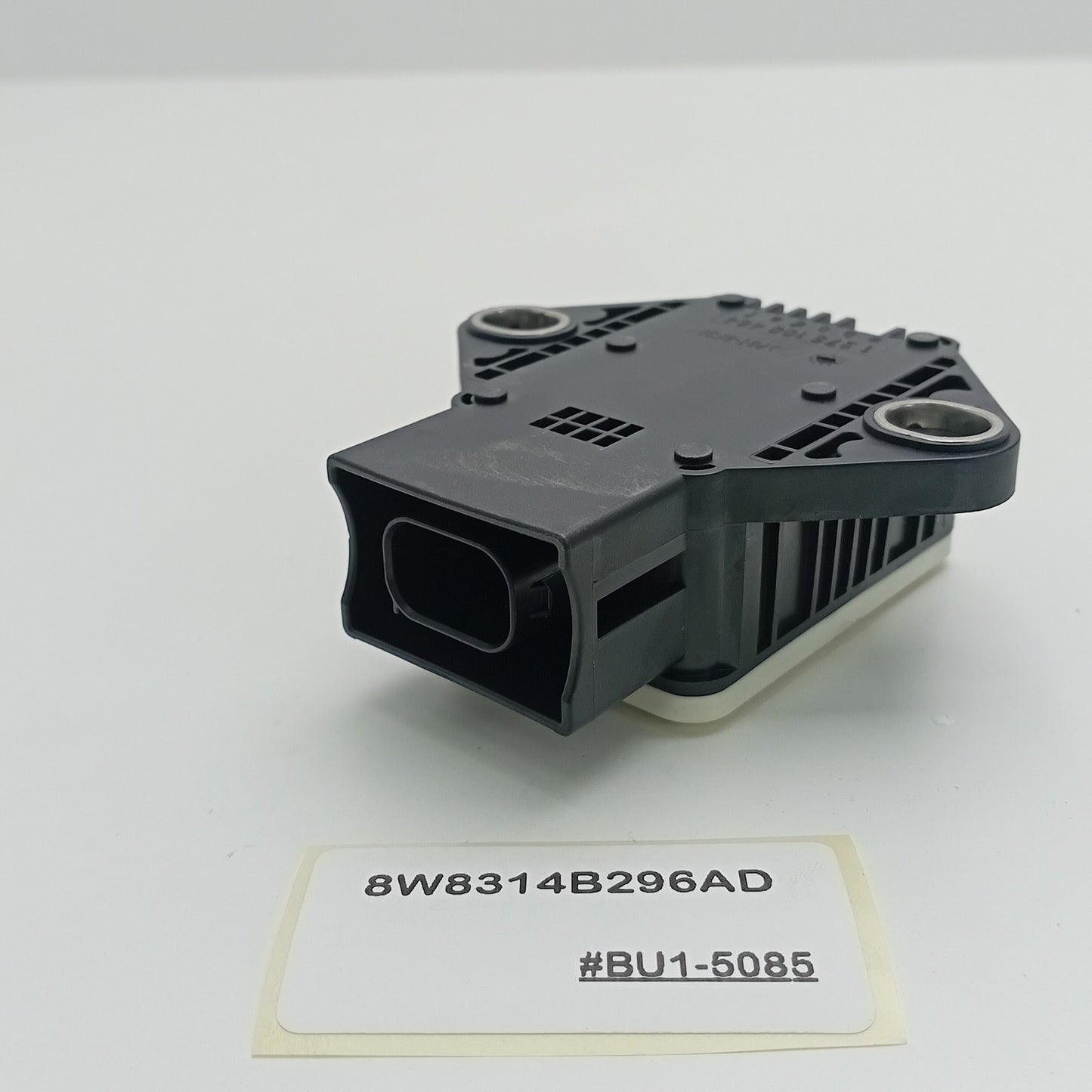 1990-2016 Land Rover Defender YAW RATE TURN SENSOR MODULE 8W8314B296AD
