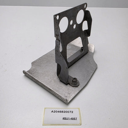 2012 Mercedes-Benz C-Class ABS Brake Pump Mount Bracket Holder A2046820072