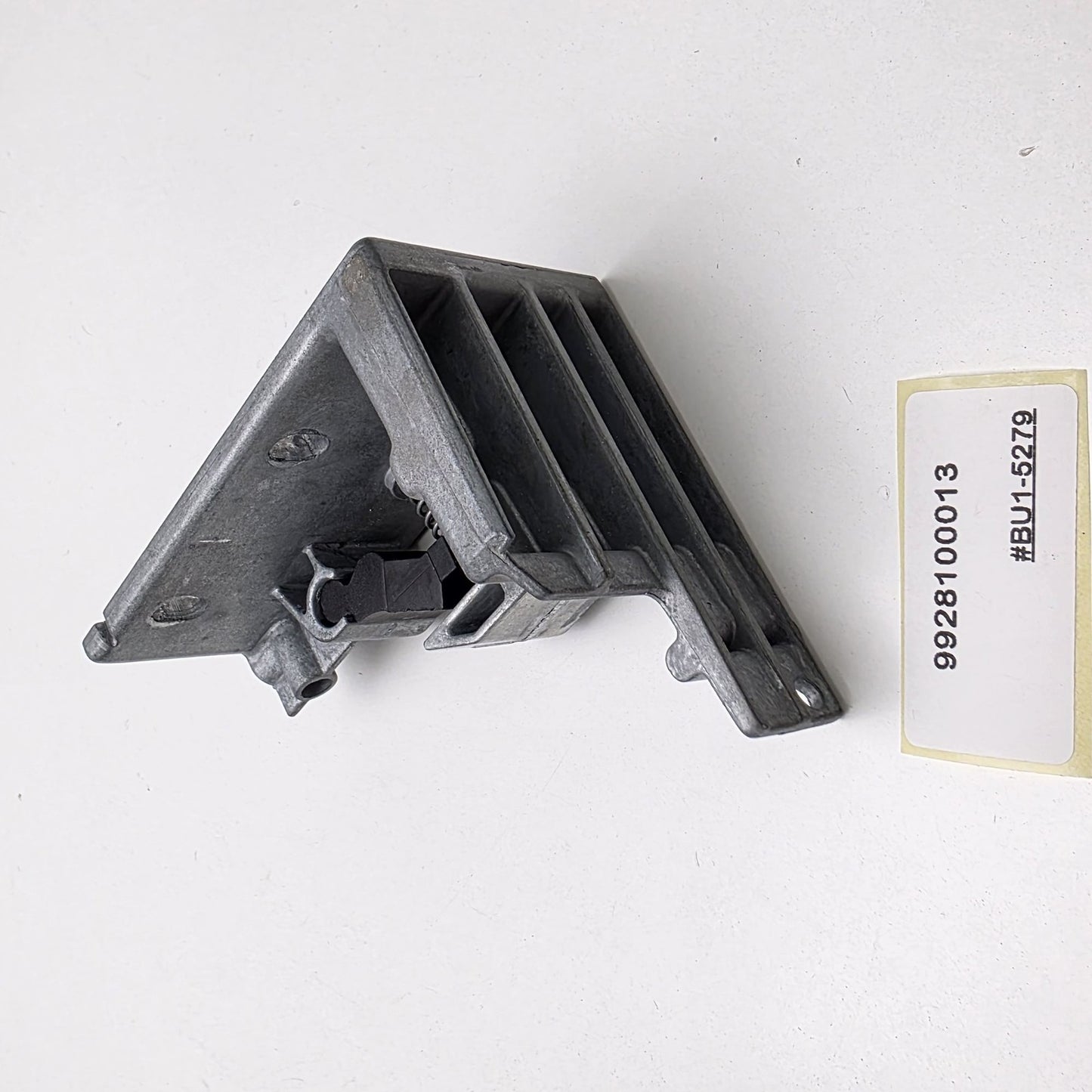 2013-2018 BMW X5 Parcel Shelf Load Cover Mount Bracket 9928100013