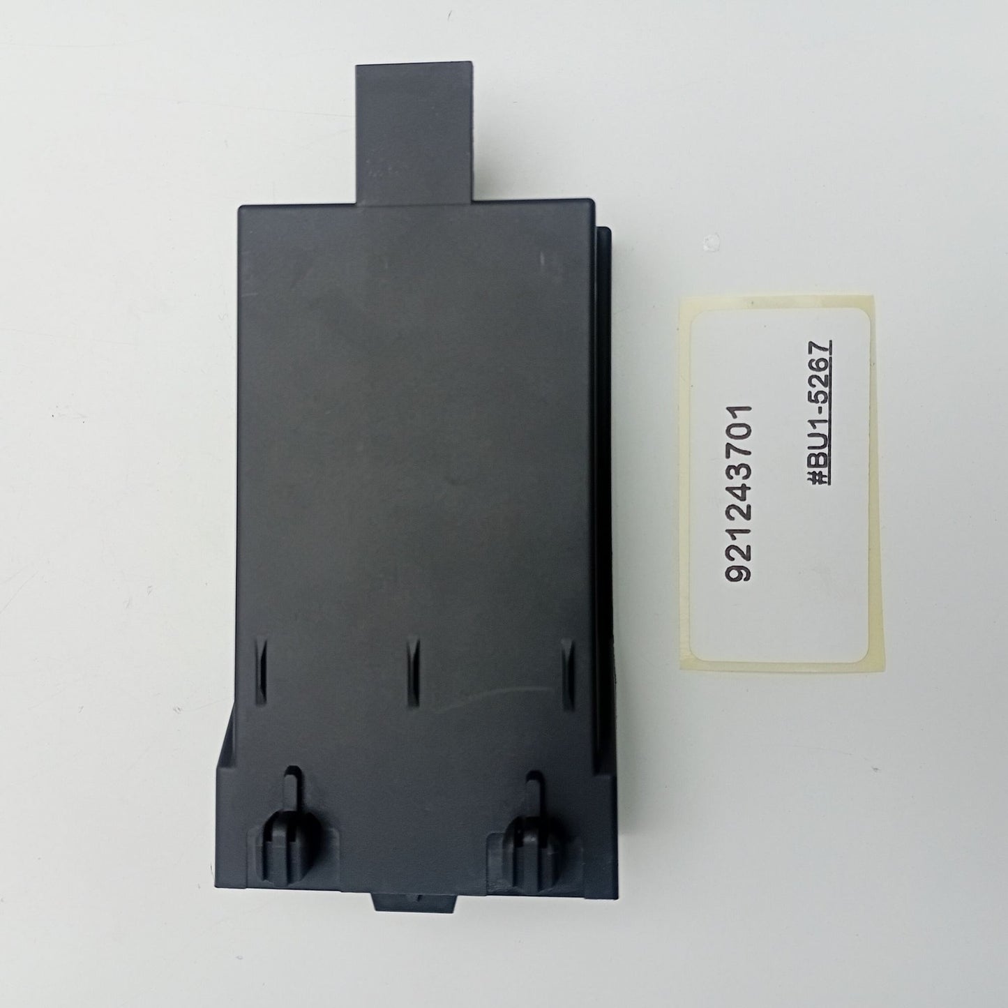 2009-2015 BMW 750i Rear Seat Comfort Control Module 921243701
