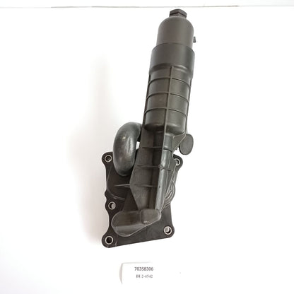 2012-2015 Mercedes SLK250 Engine Oil Filter Housing 70358306