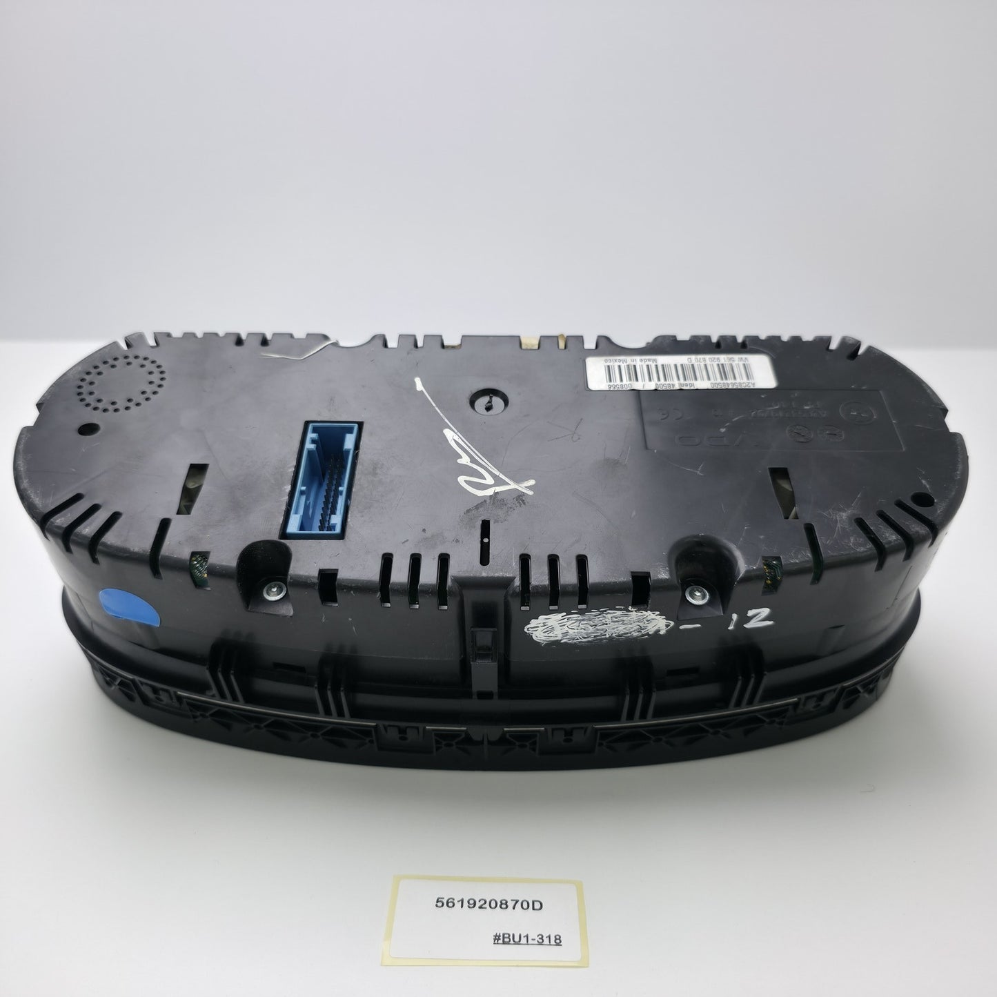 2015-2019 Volkswagen Passat Speedometer Cluster 561920870D