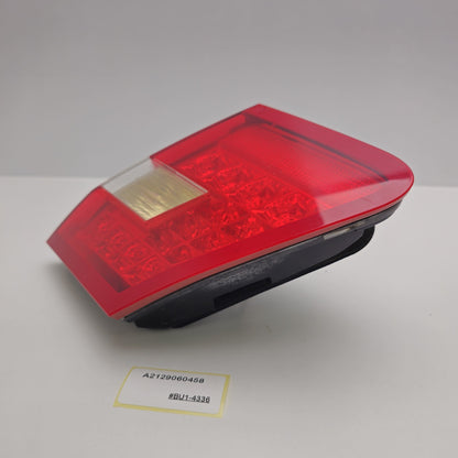 2010-2013 Mercedes-Benz E REAR TAILLIGHT IN TRUNK RIGHT SIDE A2129060458