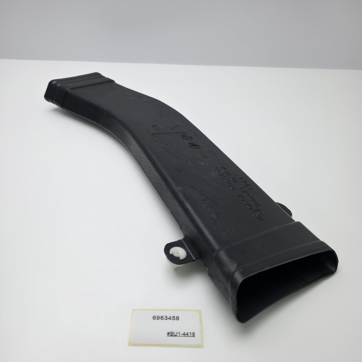2007-2013 BMW X5 RIGHT SIDE B PILLAR LOWER TRIM PANEL AIR VENT GRILLE 6963458