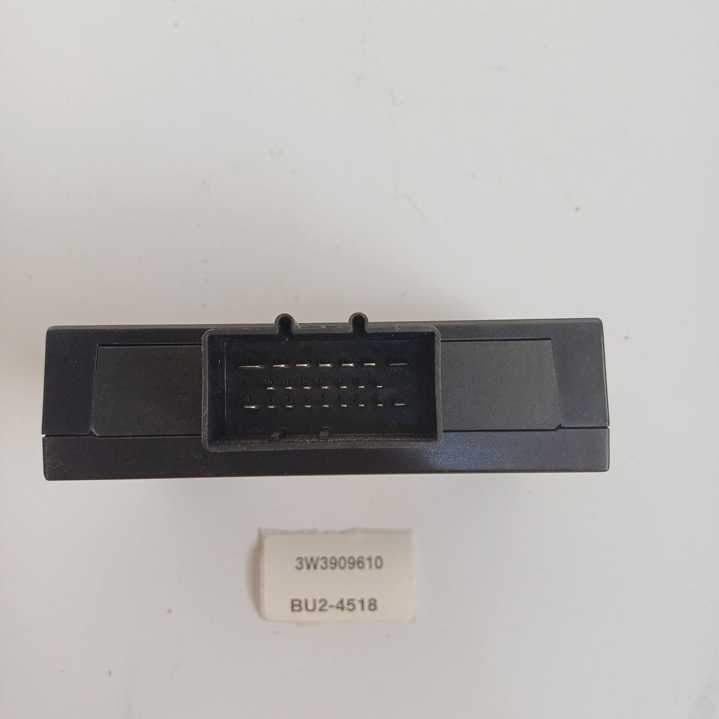 2011-2018 Bentley Continental GTC Boot Lid Control Unit 3W3909610