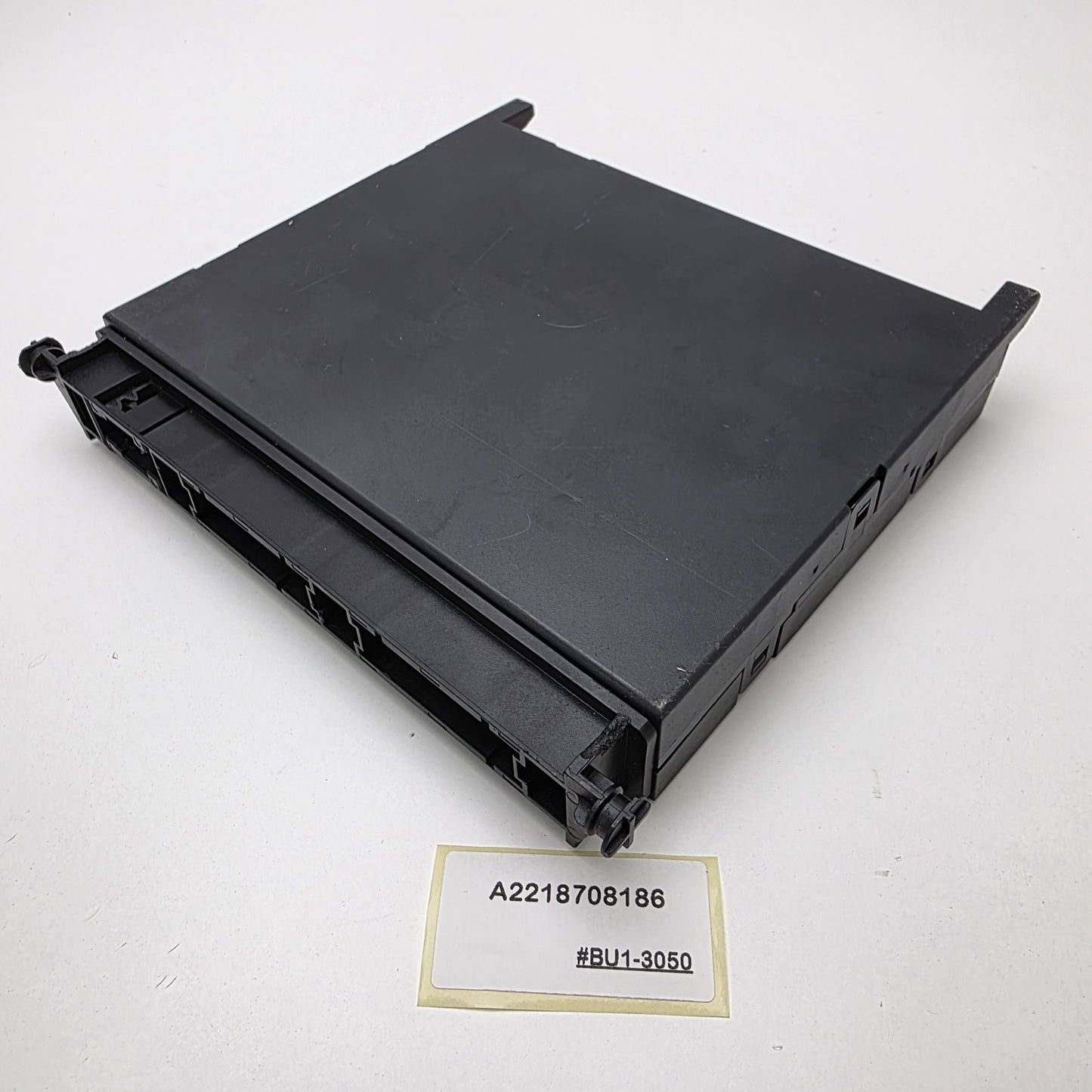 2002-2005 Mercedes-Benz CL Rear Seat Control ECU Module A2218708186