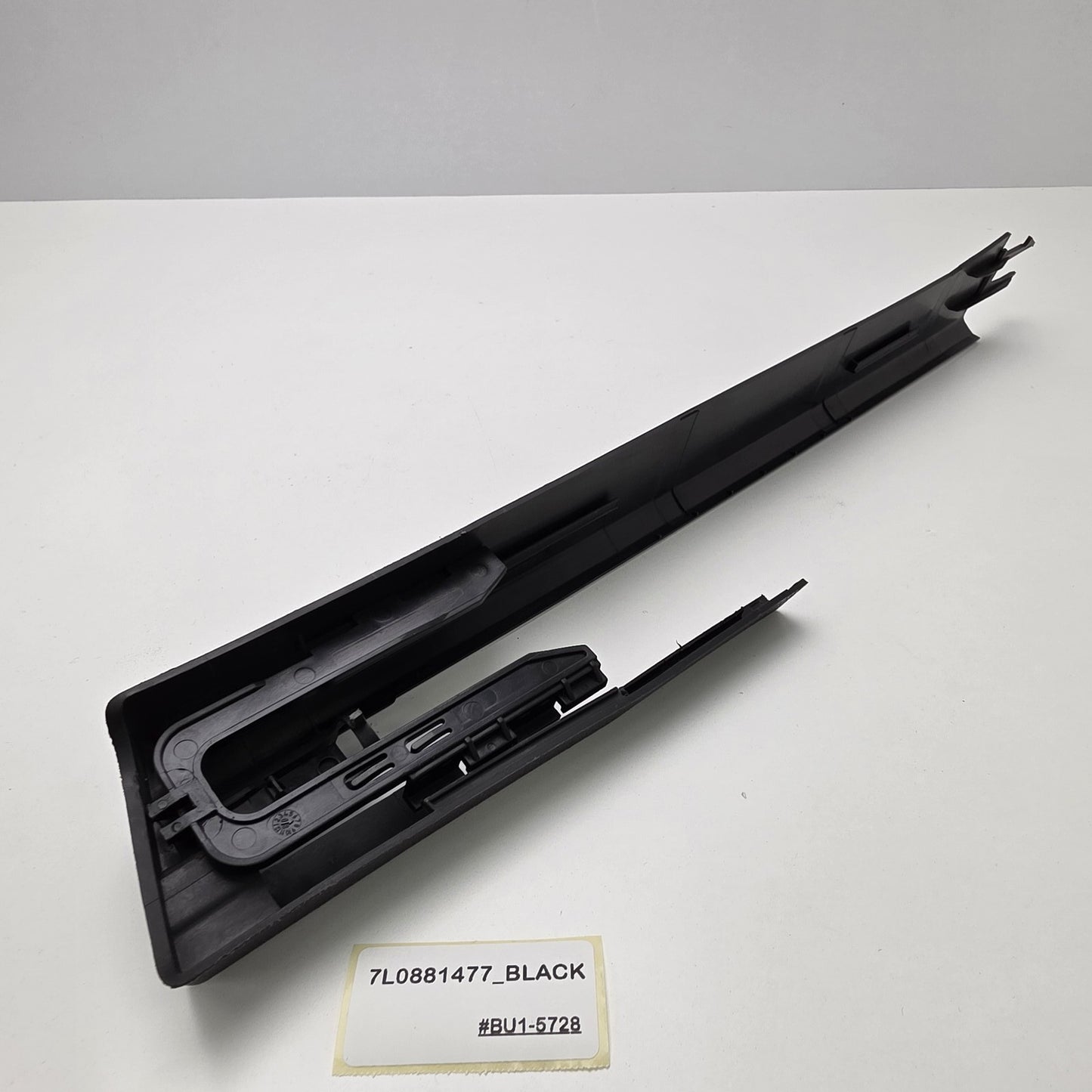 2004-2007 Volkswagen Touareg Front Left Driver Seat Rail Trim Cover 7L0881477
