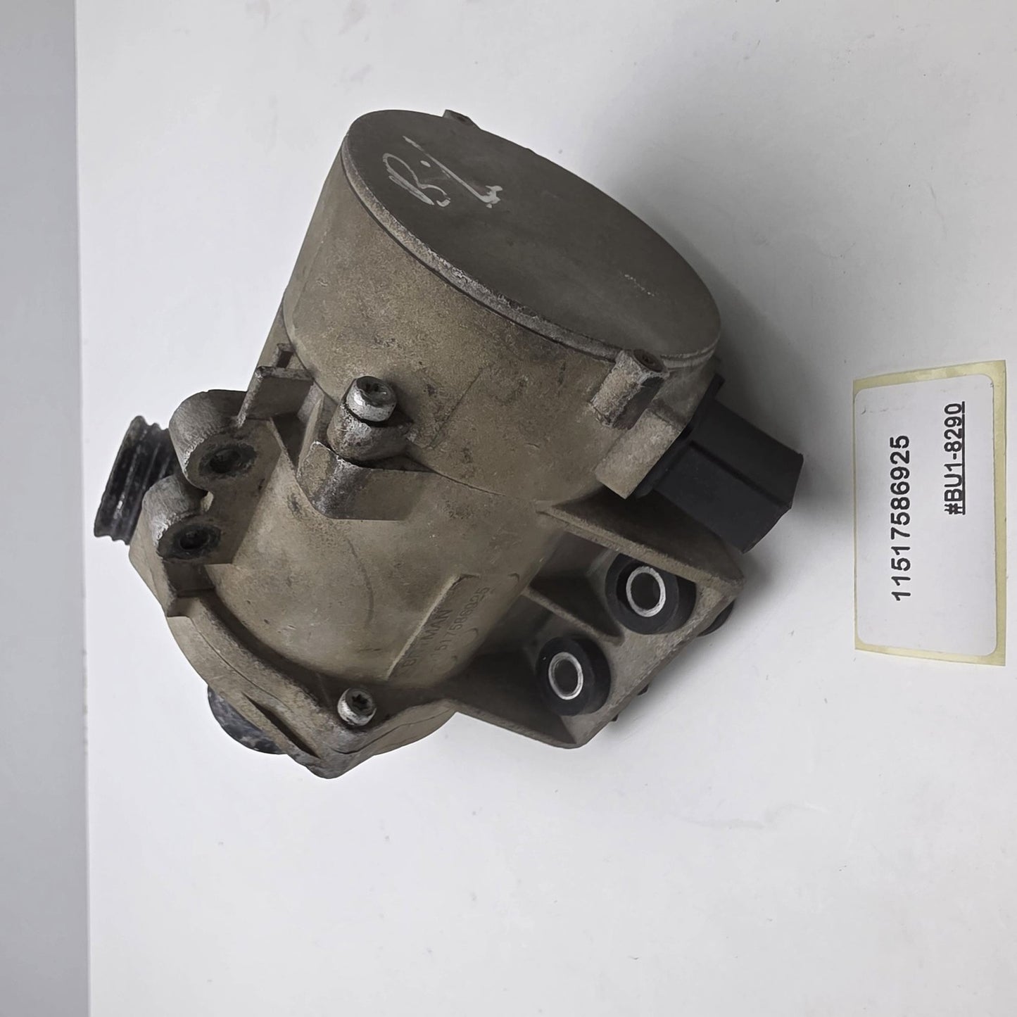 2006-2013 BMW 325i Water Pump 11517586925