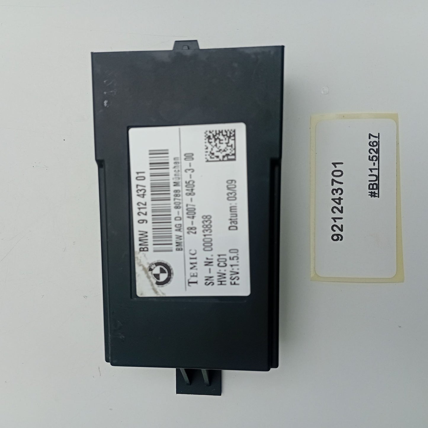 2009-2015 BMW 750i Rear Seat Comfort Control Module 921243701